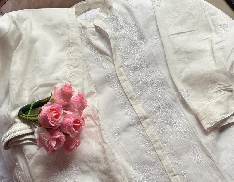 The Pearl Alaya hand-embroidered piece